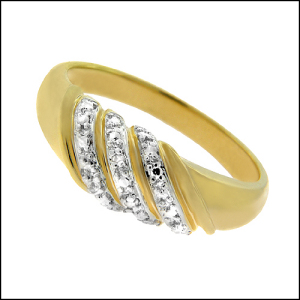 Beautifully Crafted Diamond Ring Size 8